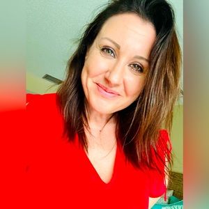 Meet your Posher, Carrie